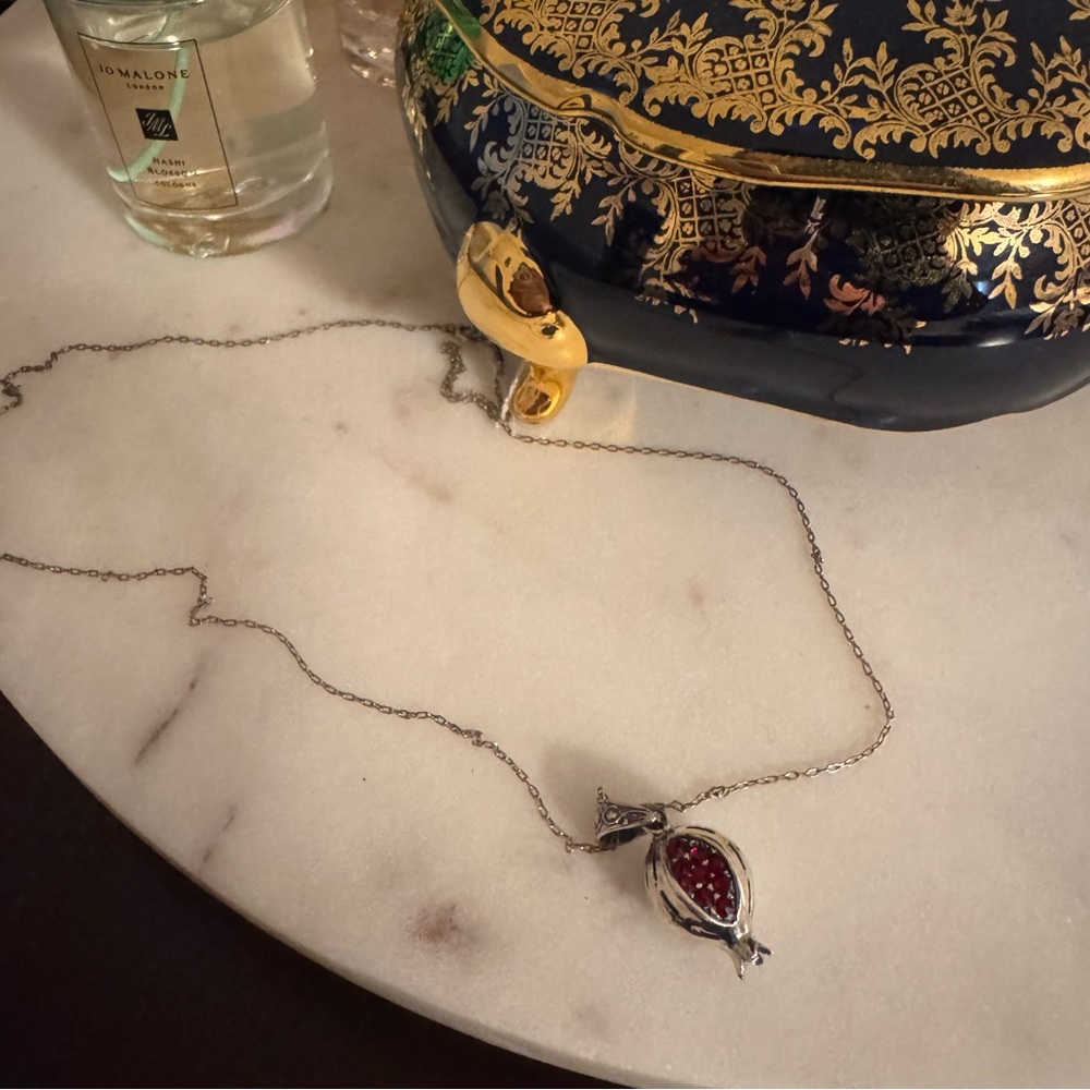 Silver Pomegranate pendant with Red Stones - Picture 2 of 4